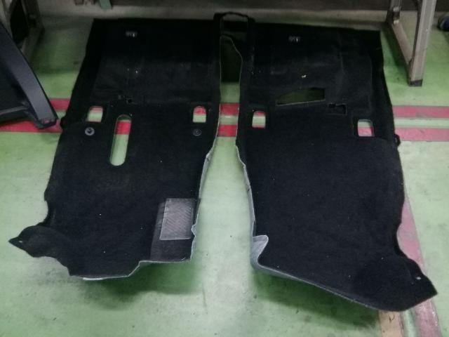 トヨタ　ヴォクシー　室内クリーニング・清掃　青梅市・瑞穂町・羽村市・あきる野市周辺の車検・整備・修理・ナビ取付・タイヤ取付など、お車の事ならお気軽にご相談下さい！！