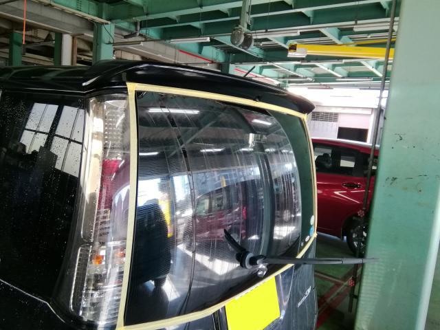 スズキ　パレット　ウィンドウガラス撥水コーティング施工　清掃　青梅市・瑞穂町・羽村市・あきる野市周辺の車検・整備・修理お車の事ならお気軽にご相談下さい！！