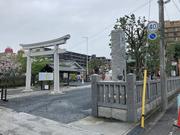 朝日氷川神社前にあります！