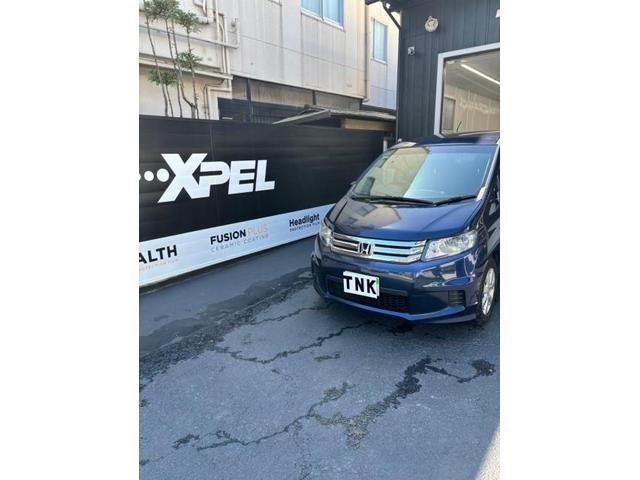 フリード　ホンダ　フロントガラス交換　大阪市　此花区　西区　中央区　浪速区　福島区　北区　大正区　西成区　西淀川区　港区　阿倍野区　淀川区　住之江区　住吉区　天王寺区　東住吉区　都島区　東淀川区　城東区　旭区　鶴見区　東成区　生野区　平野区