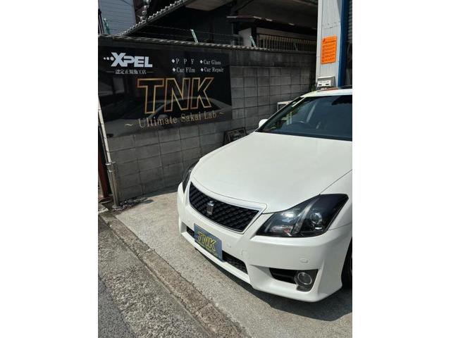 トヨタ クラウン フロントガラス交換のご依頼ありがとうございます。TNK大阪 TNK堺 飛び石 ヒビ ヒビ割れ 自動車ガラス 自動車保険修理 東大阪 八尾 門真 寝屋川 尼崎 伊丹 豊中 枚方 守口 大東 吹田