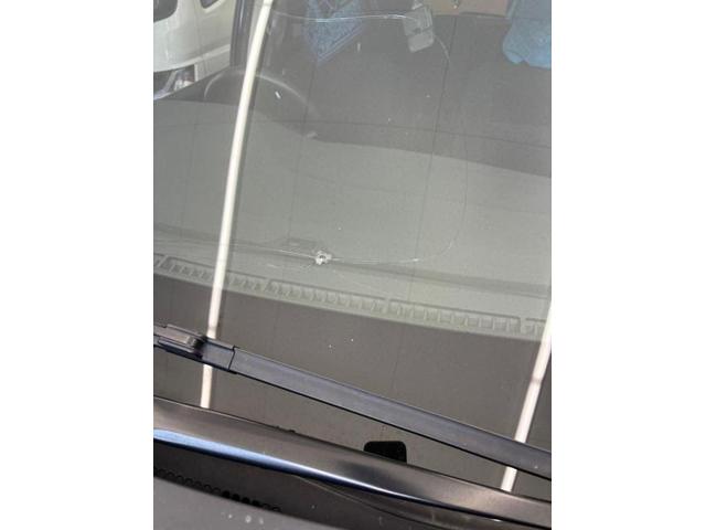 ホンダ オデッセイ フロントガラス交換のご依頼ありがとうございます。TNK大阪 TNK堺 飛び石 ヒビ ヒビ割れ 自動車ガラス 自動車保険修理 東大阪 八尾 門真 寝屋川 尼崎 伊丹 豊中 枚方 守口 大東 吹田