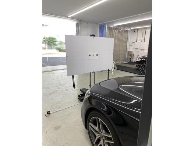 ベンツ　Ｓクラス　フロントガラス交換のご依頼ありがとうございます。TNK大阪　TNK堺　飛び石　飛び石修理　ヒビ　ヒビ割れ　自動車ガラス　自動車保険修理　東大阪　八尾　門真　寝屋川　尼崎　伊丹　豊中　枚方　守口　大東　吹田　