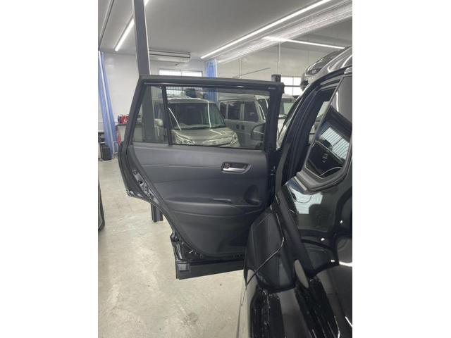 カローラクロス　カーフィルムのご依頼ありがとうございます。TNK大阪　TNK堺　飛び石　飛び石修理　ヒビ　ヒビ割れ　自動車ガラス　自動車保険修理　東大阪　八尾　門真　寝屋川　尼崎　伊丹　豊中　枚方　守口　大東　吹田　