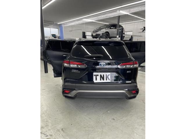 カローラクロス　カーフィルムのご依頼ありがとうございます。TNK大阪　TNK堺　飛び石　飛び石修理　ヒビ　ヒビ割れ　自動車ガラス　自動車保険修理　東大阪　八尾　門真　寝屋川　尼崎　伊丹　豊中　枚方　守口　大東　吹田　