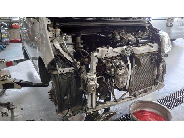 ムーヴ　エンジンオイル漏れ　フロントカバー　タペットパッキン　l185s la150s l100s カスタム　藤井寺　羽曳野　富田林　エンジン異音　