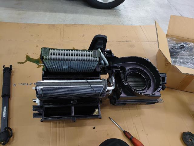 アルトラパン　ラパン　エアコン効かない　エアコン修理　
風でない　藤井寺　羽曳野　富田林市　柏原　スズキ　