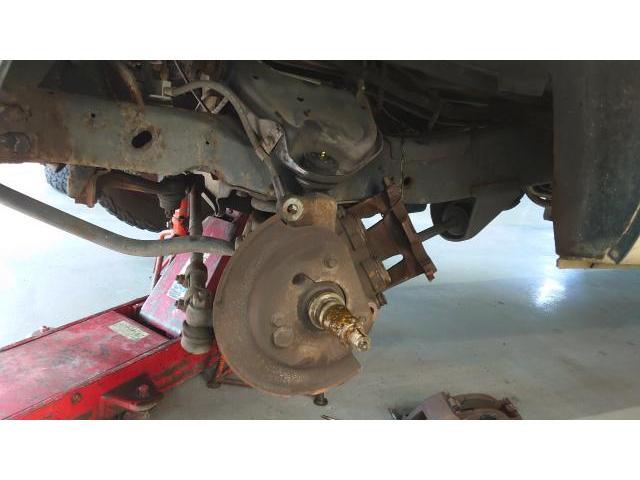 ダッジ・ラム　サスペンション・足回り修理・整備　異音　走ると　振動　ハブベアリング　羽曳野　藤井寺　富田林　柏原