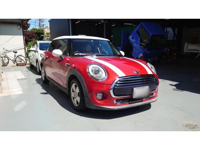 ＭＩＮＩ　エンジン　水漏れ修理　オーバーヒート　サーモキャリア　藤井寺　羽曳野　富田林　柏原　水が漏れている　甘い匂い　f55 f56