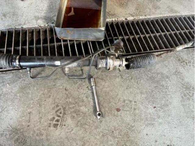 レガシィＢ４　ステアリングギアボックス交換　ガタガタ音　異音　スバル　藤井寺　羽曳野　富田林　柏原　