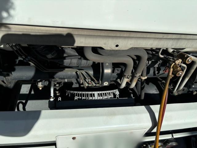 キャンター　電装系修理　三菱ふそう　エアコン修理　ガス漏れ　走ると効く　藤井寺　羽曳野　富田林　柏原