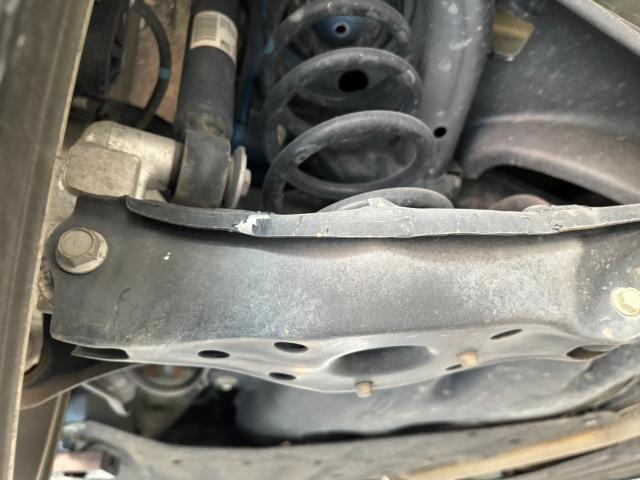 シビック　サスペンション・足回り修理・整備　FL1 CF1 FK7
事故　まっすぐ走らない　藤井寺　羽曳野　柏原　富田林