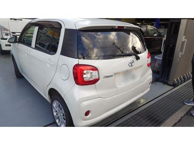 トヨタ　パッソ　板金・外装補修　ブーン　板金　鈑金　塗装　藤井寺　羽曳野　富田林　柏原　阪南鈑金