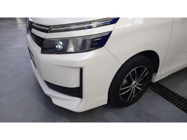 トヨタ　ヴォクシー　板金・外装補修　ノア　70 80　ZRR70W
塗装　板金　鈑金　藤井寺　羽曳野　富田林　柏原　バンパー修理