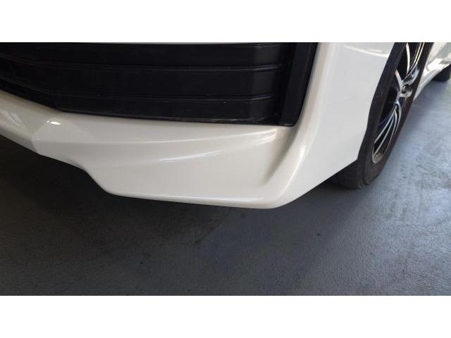 トヨタ　ヴォクシー　板金・外装補修　ノア　70 80　ZRR70W
塗装　板金　鈑金　藤井寺　羽曳野　富田林　柏原　バンパー修理