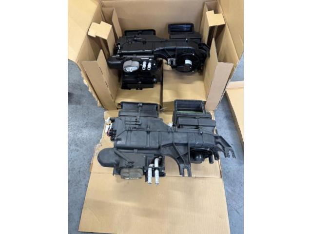 ダイハツ　ハイゼットトラック　電装系修理　エアコン修理　エアコンが効かない　暑い　軽トラ　キャリー　冷たい風が出ない　藤井寺　羽曳野　富田林　柏原　リコール作業　阪南鈑金　S500P