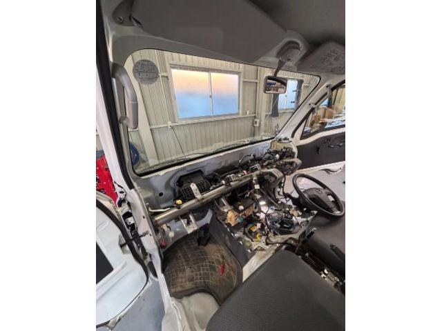 ダイハツ　ハイゼットトラック　電装系修理　エアコン修理　エアコンが効かない　暑い　軽トラ　キャリー　冷たい風が出ない　藤井寺　羽曳野　富田林　柏原　リコール作業　阪南鈑金　S500P