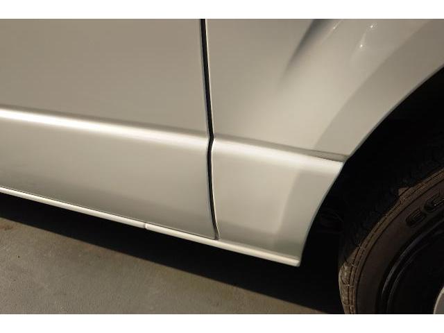 トヨタ　ハイエースバン　板金・外装補修　200系ハイエース　KDH TDR 板金　鈑金　塗装　へこみ　凹み　修理　事故　故障　当ててしまった　格安修理　阪南鈑金　藤井寺　羽曳野　富田林　柏原　八尾　堺　