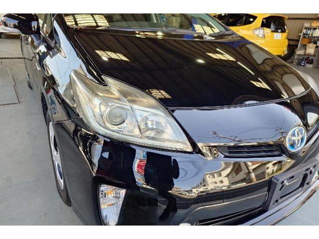 トヨタ　プリウス　事故　　板金・外装補修　zvw30 zvw40　鈑金　板金　塗装　凹み　へこみ　当てた　事故　阪南鈑金　藤井寺　羽曳野　富田林　柏原　八尾