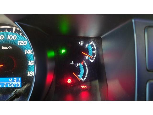 トヨタ　ハイエースバン　200系ハイエース　燃料警告灯点灯しない　KDH GDH メーター修理　電装系修理 燃料警告灯　ガソリンがなくなっても　点灯しない　TRH 　藤井寺　羽曳野　富田林　柏原　八尾　堺　阪南鈑金　