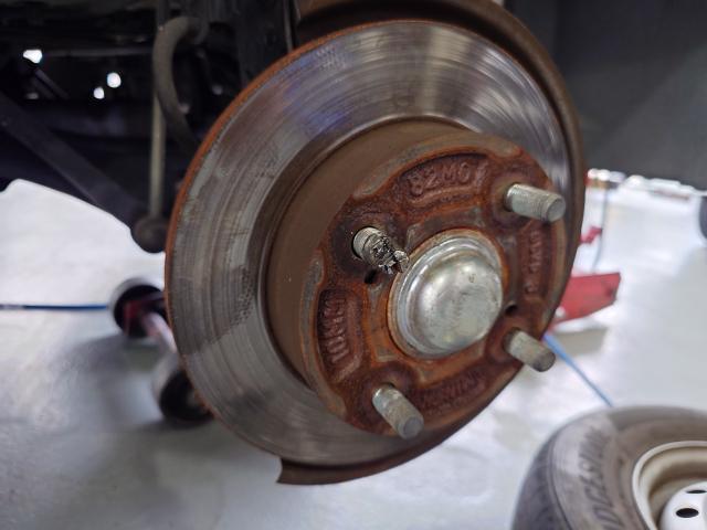 スズキ　エブリイ　ハブボルト　　サスペンション・足回り修理・整備　DA17v DA64V 折れる　修正　藤井寺　羽曳野　富田林　柏原　ホイール締めすぎ　八尾　堺　阪南鈑金　