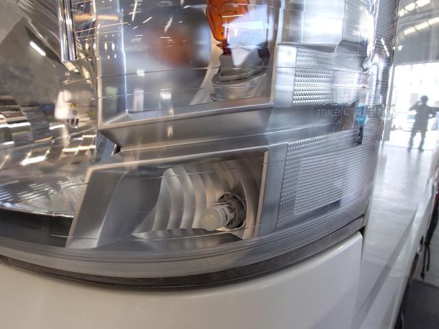 ダイハツ　ハイゼットトラック　ヘッドライト傷取り　ライト・ウィンカー類修理・整備　s500p S510p  リペア　レンズリペア 藤井寺　羽曳野　富田林　柏原　八尾　堺　阪南鈑金　ダイハツ　大阪ダイハツ　