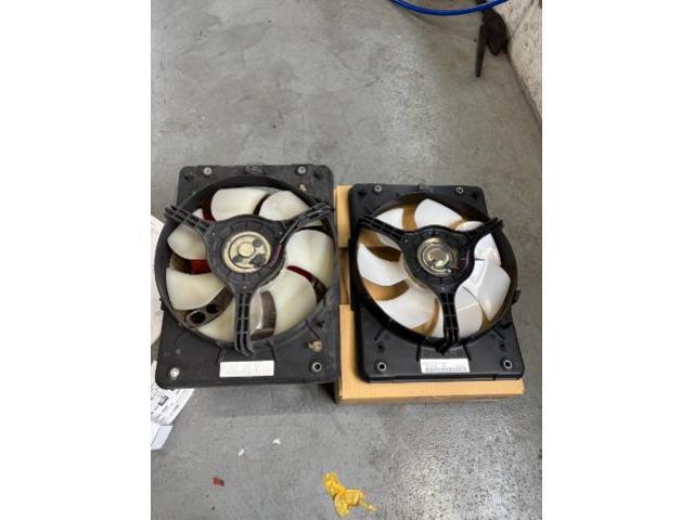 スズキ　キャリイトラック　エアコン不良　電装系修理　エアコンが効かない　暑い　藤井寺　羽曳野　富田林　柏原　八尾　堺　阪南鈑金　阪南鈑金　　コンプレッサー　