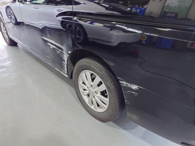 日産　セレナ　板金・外装補修　板金　塗装　凹み　傷　当てた　事故　阪南鈑金　藤井寺　羽曳野　富田林　柏原　八尾　堺　c25 c26 c27 へこみキズ　錆　　無料代車