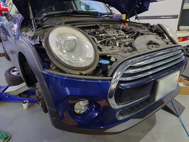 ＭＩＮＩ　ＭＩＮＩ 水漏れ　オーバーヒート　ウォーターポンプ　エンジン関連修理・整備　ミニクーパー　f55 F56 f57 阪南鈑金　藤井寺　富田林　柏原　八尾　堺　輸入車歓迎　