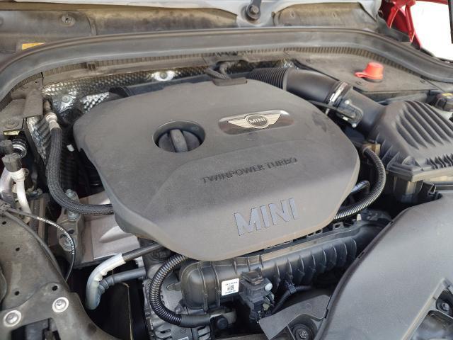ＭＩＮＩ　ＭＩＮＩ 水漏れ　オーバーヒート　ウォーターポンプ　エンジン関連修理・整備　ミニクーパー　f55 F56 f57 阪南鈑金　藤井寺　富田林　柏原　八尾　堺　輸入車歓迎　