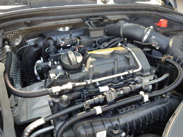 ＭＩＮＩ　ＭＩＮＩ 水漏れ　オーバーヒート　ウォーターポンプ　エンジン関連修理・整備　ミニクーパー　f55 F56 f57 阪南鈑金　藤井寺　富田林　柏原　八尾　堺　輸入車歓迎　