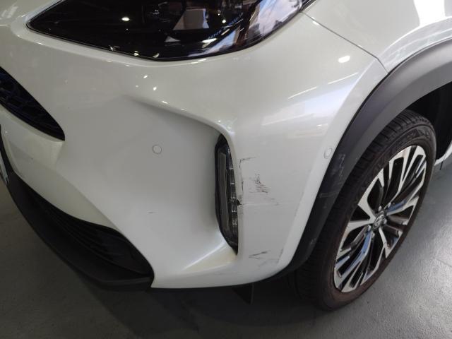 トヨタ　ヤリスクロス　板金・外装補修　事故　バンパー　擦った　当てた　自損事故　格安修理　塗装　凹み　無料代車　阪南鈑金　藤井寺　羽曳野　富田林　柏原　阪南鈑金　藤井寺　富田林　柏原　羽曳野　ヤリス　mxpb10