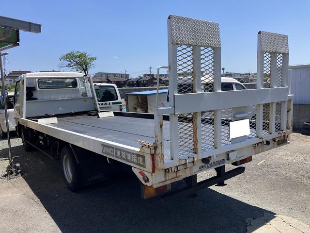 （株）嶋田自動車塗装工業　鈑金塗装　事故修理　キズへこみ直し専門店15