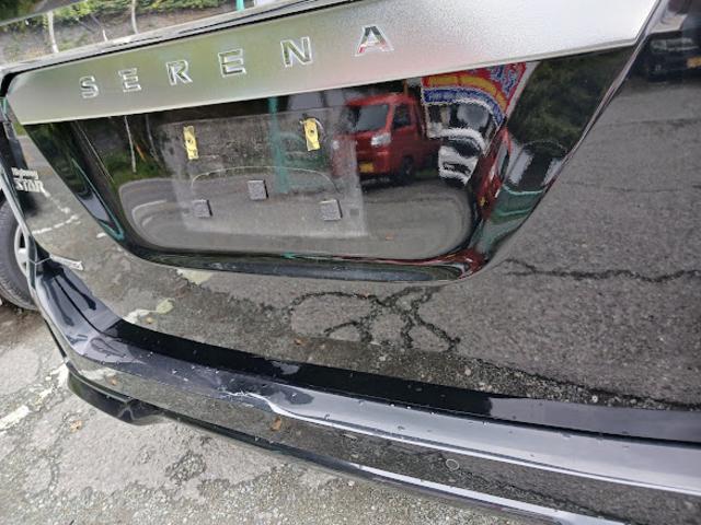 日産　セレナ　5AA-GFC27　カラー　G41　ダイヤモンドブラックパール　リアバンパー修理　作業期間　3日　塗装熊本市中央区　東区　西区　北区　植木町　南区　菊陽町　合志市　大津町　他地域のお客様も大歓迎です！