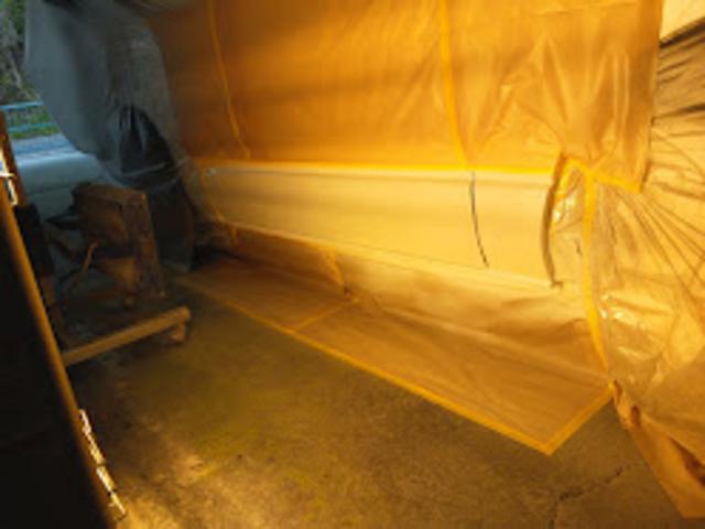 トヨタ　ハイエースワゴン　カラー　070　ホワイトパールクリスタルシャイン　左スライドドア・左サイドステップ修理　作業期間　4日　熊本市中央区　東区　西区　北区　植木町　南区　菊陽町　合志市　大津町　他地域のお客様も大歓迎です!!　