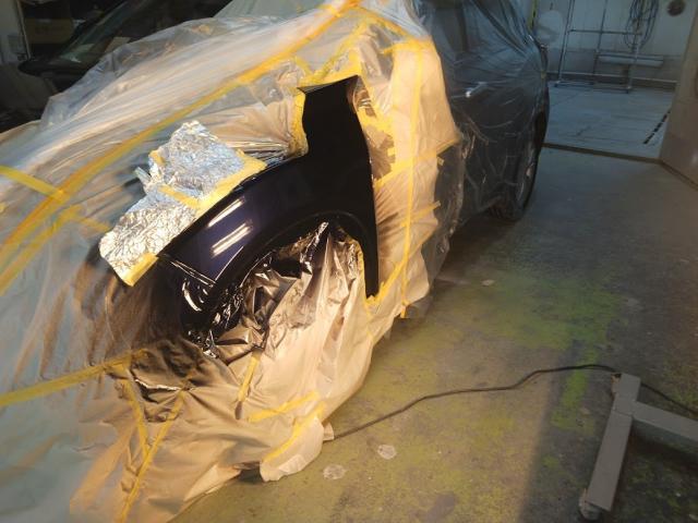 ホンダ　ヴェゼル　カラー　B610M　ミッドナイトブルービームメタリック 　左フロントフェンダー修理　作業期間　3日　熊本市中央区　東区　西区　北区　植木町　南区　菊陽町　合志市　大津町　他地域のお客様も大歓迎です!!