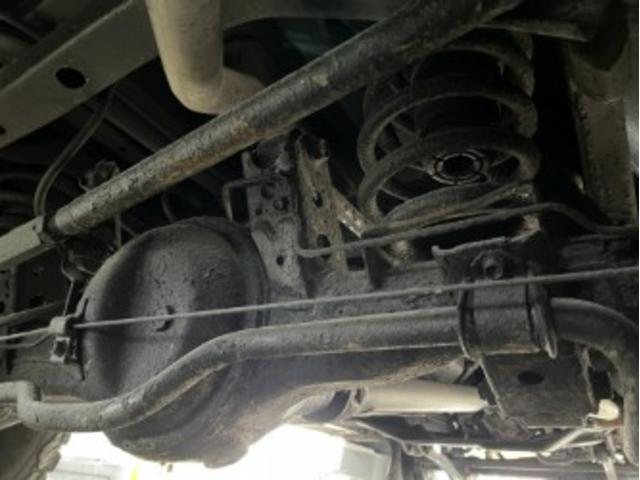 トヨタ ランドクルーザー80 板金塗装・下廻り防錆塗装