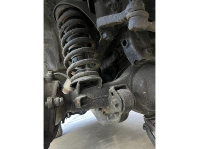 トヨタ ランドクルーザー80 板金塗装・下廻り防錆塗装