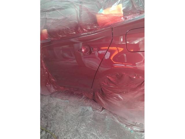 トヨタ　カローラツーリング　板金・外装補修