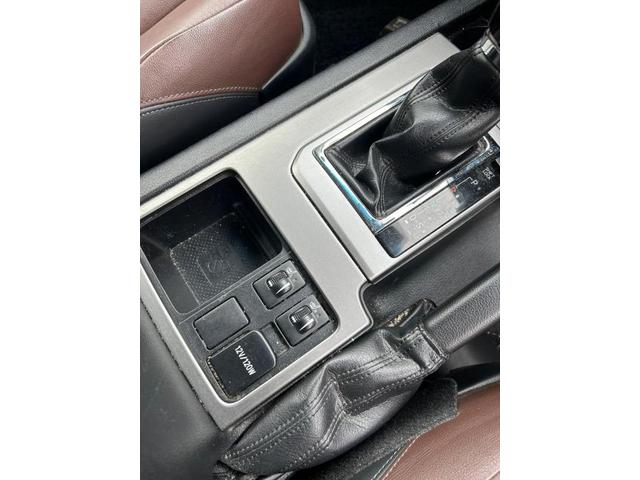 トヨタ　ランドクルーザープラド　車内清掃　滅菌コース
