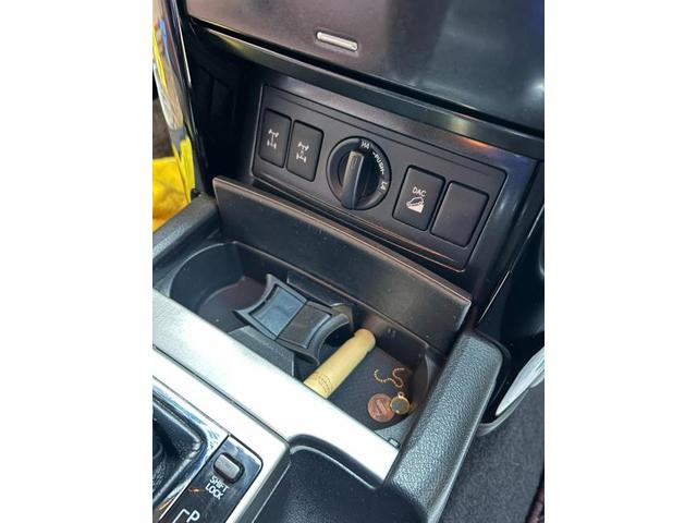 トヨタ　ランドクルーザープラド　車内清掃　滅菌コース
