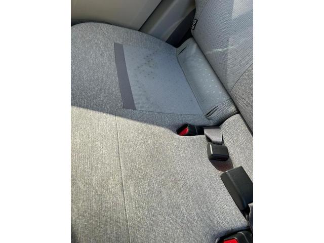 トヨタ　パッソ　クリーニング・清掃　シート洗浄　中古車購入
