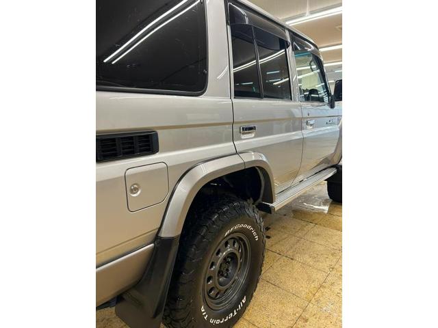 トヨタ　ランドクルーザー７０　出張洗車　ハイブリッドナノポリマーコーティング