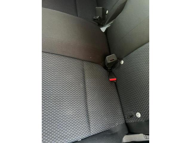 ホンダ　フィット　嘔吐トラブル　部分洗浄