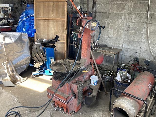 一方井自動車整備工場7