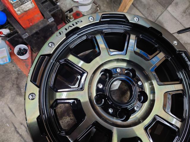 デリカＤ：５　外装品・エアロパーツ取付 JAOS ジャオス　ホイール　BFGoodrich　タイヤ　組み替え　カスタム　マッドガード　デリカD:5　ディーゼル　マフラー　サイドステップ　スキッドプレート