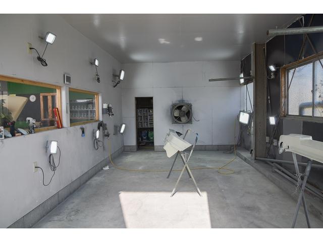 Ｈａｒｎｅｓｓ　一級鈑金塗装工場　板金　塗装　キズへこみ直し　事故修理　保険修理専門店14