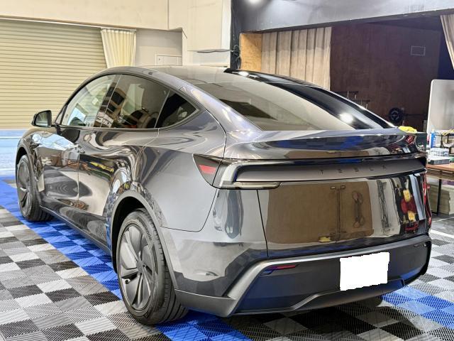 【テスラ　モデルＹ　ガラスコーティング】福岡市　博多区　南区　中央区　東区　西区　城南区　早良区　大野城　春日　太宰府　那珂川　筑紫野　粕屋