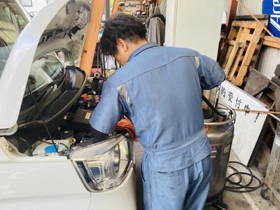 プロのメカニックが対応します