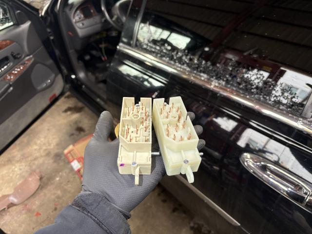 リンカーン　リンカーン・タウンカー　電装系修理